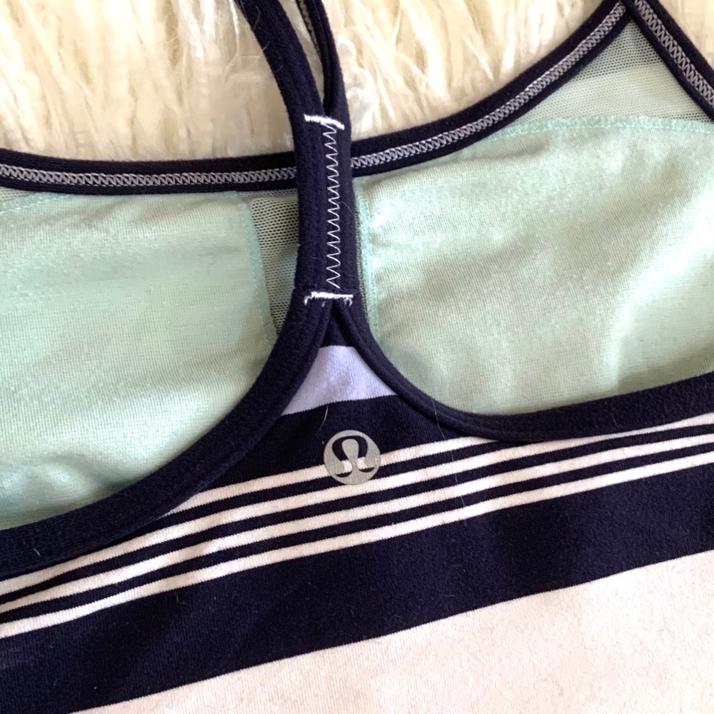 EUC✨Lululemon Power Y Tank - Picture 5 of 11
